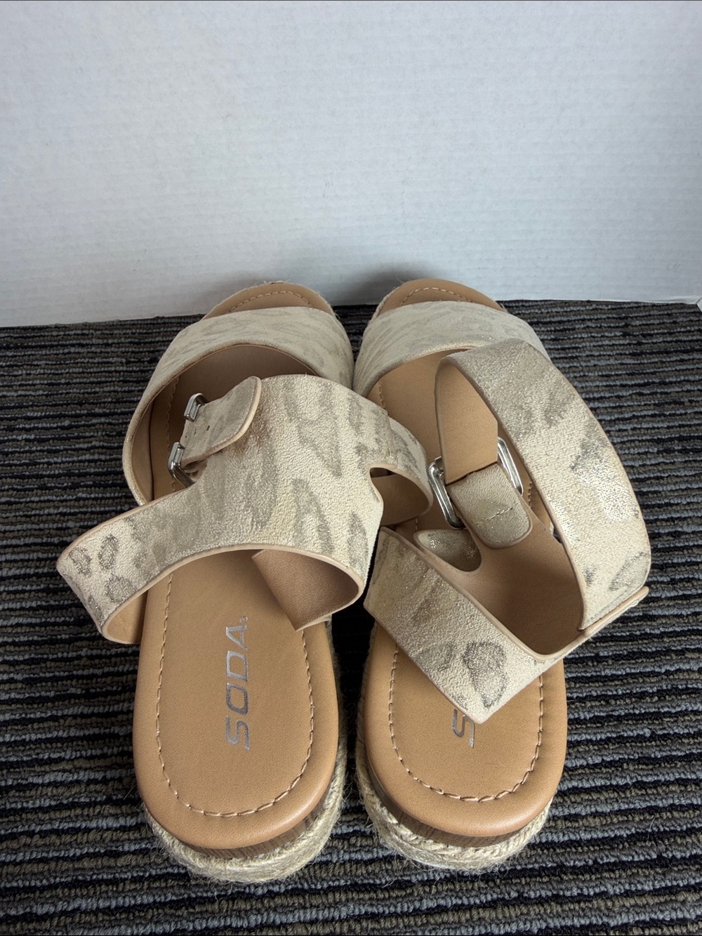 Cheetah Espadrille Platform Sandals - Picture 5 of 7